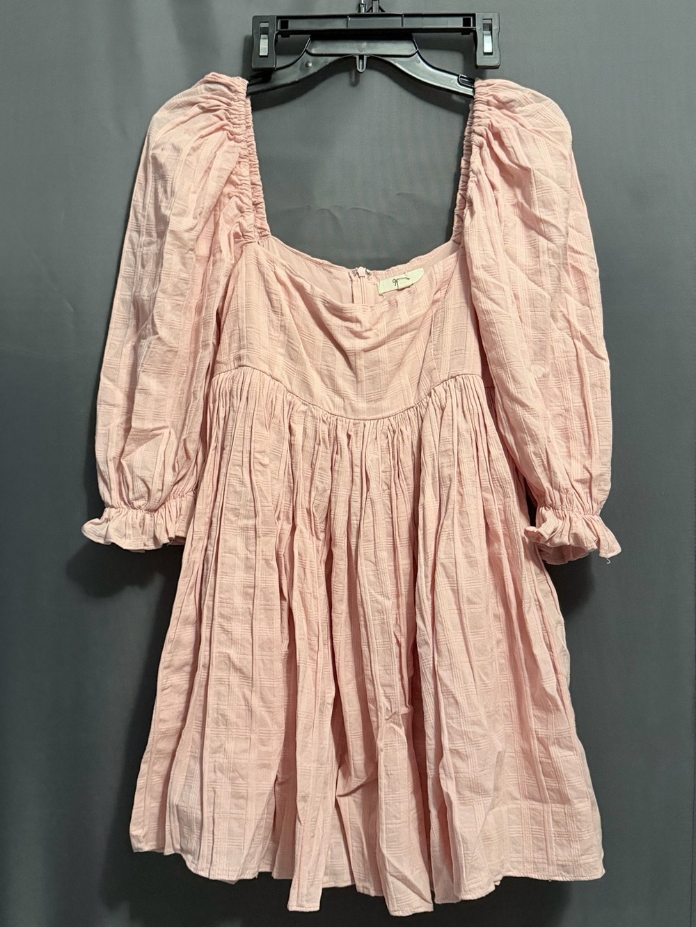 Puff-Sleeve Mini Dress in Light Pink